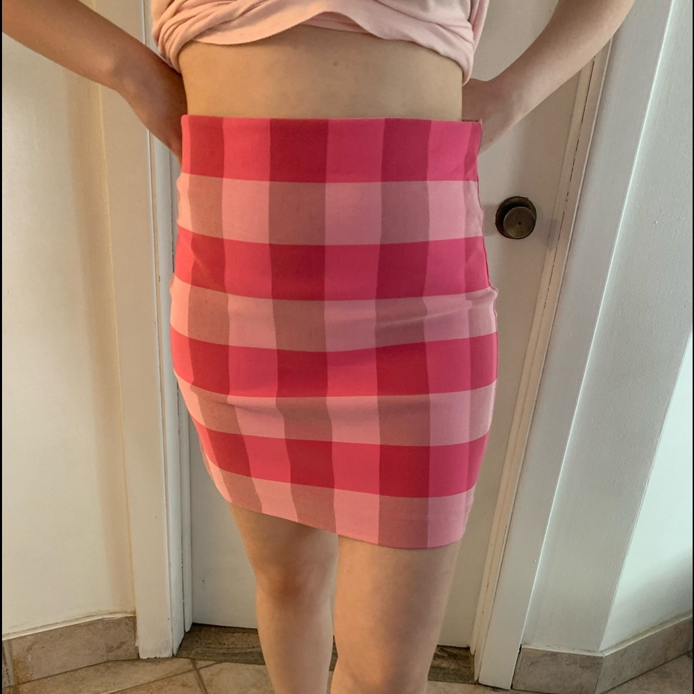 Autres Filles woman’s pink skirt size M NWOT